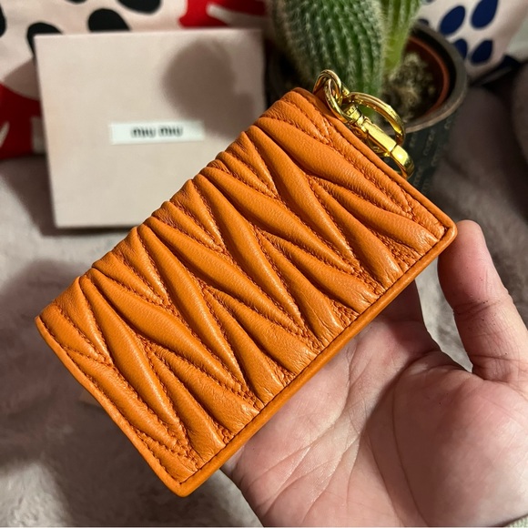 SOLD Miu Miu Matelasse Cardholder Papaya - Picture 10 of 11